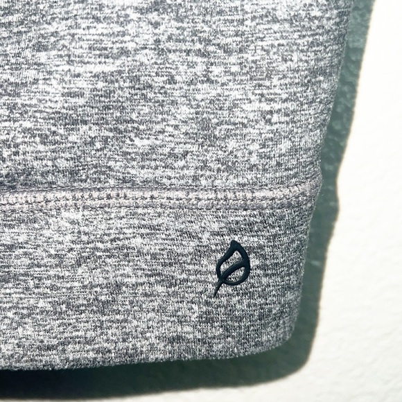 P'Tula Gray Women's Racerback Adjustable Strap Sports Bra - Picture 3 of 8